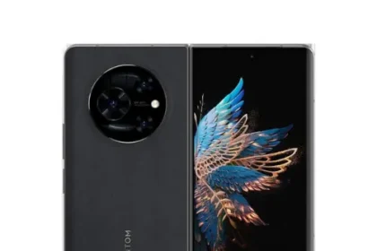 tecno phantom v fold